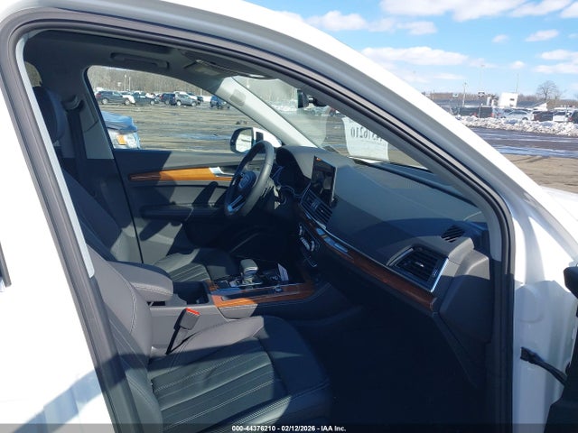2023 AUDI Q5 WA1EAAFY9P2146735 Photo 4