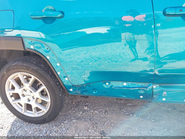 ZACNJDB16NPN62872 Jeep Renegade Latitude 4x4