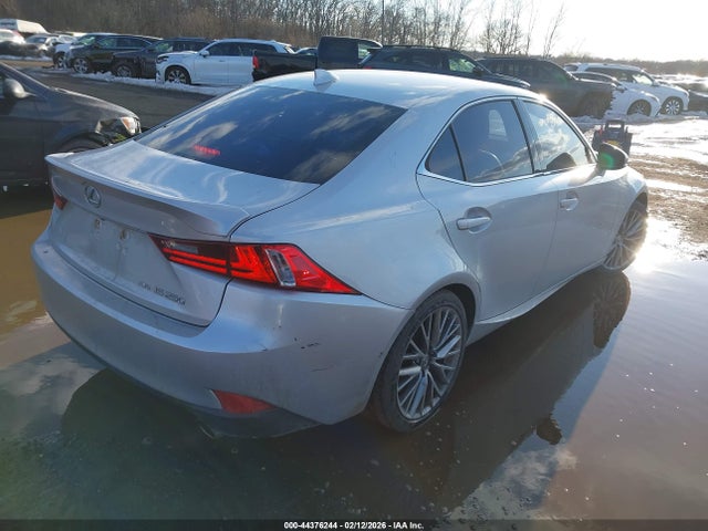 44376244 :رقم المزاد ، JTHCF1D29F5028631 vin ، 2015 Lexus Is 250 مزاد بيع