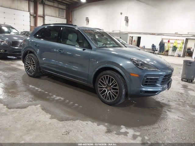 2019 PORSCHE CAYENNE E-HYBRID WP1AE2AY3KDA50696 Photo 0