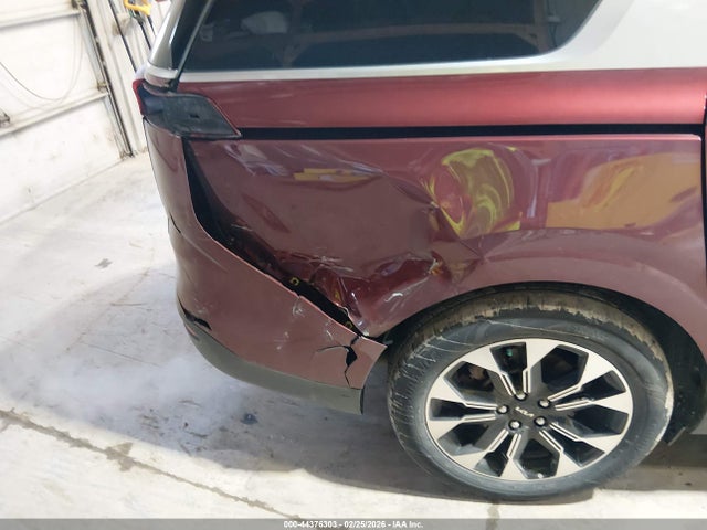 2024 KIA CARNIVAL MPV KNDNC5H31R6432230 Photo 5