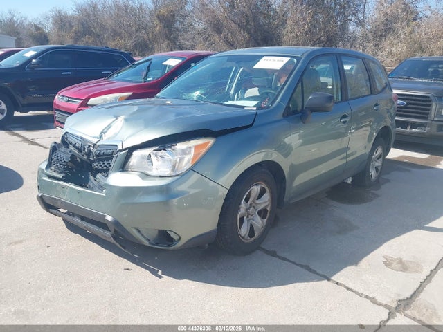 Subaru Forester 2.5i 2014 JF2SJAAC1EH424589 Image 2
