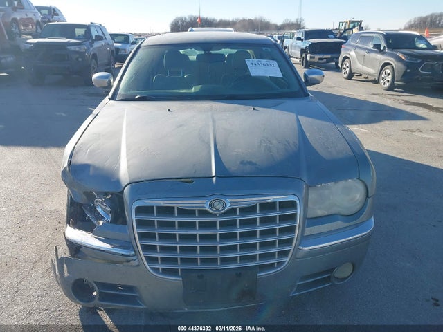 Продажа на аукционе авто 2006 Chrysler 300c, vin: 2C3KA63H56H240437, номер лота: 44376332