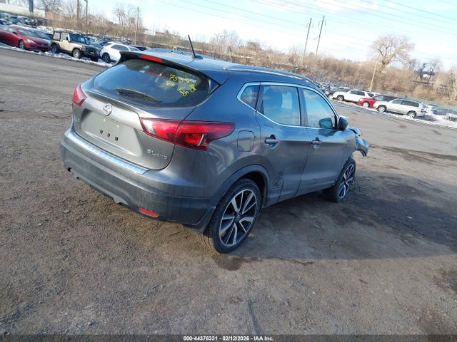 JN1BJ1CR4JW253264 Nissan Rogue Sport Sl