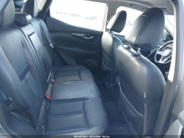 JN1BJ1CR4JW253264 Nissan Rogue Sport Sl