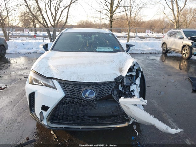 44376348 :رقم المزاد ، JTHR9JBH4L2025710 vin ، 2020 Lexus Ux 250h F Sport مزاد بيع