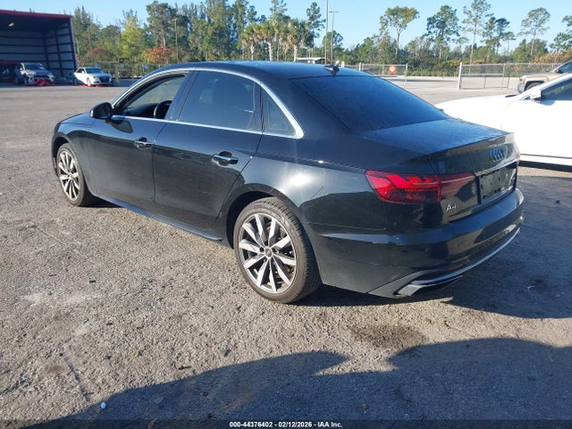 2022 AUDI A4 WAUABAF42NN000412 Photo 2