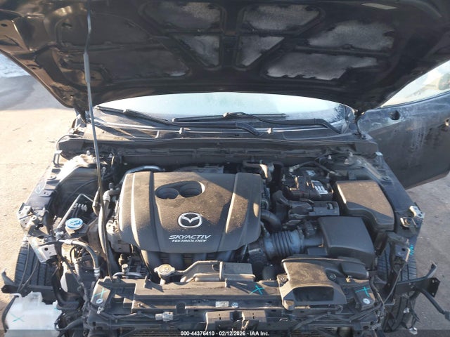 JM1BM1M35F1265927 Mazda MAZDA3