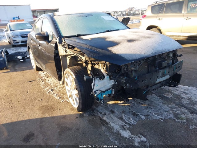 JM1BM1M35F1265927 Mazda MAZDA3