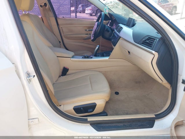 44376420 :رقم المزاد ، WBA3A5C59CF342544 vin ، 2012 Bmw 328i مزاد بيع