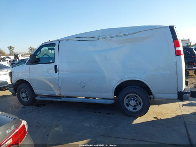 1GCWGAFP5N1155080 Chevrolet Express Cargo Rwd 2500 Regular Wheelbase Wt