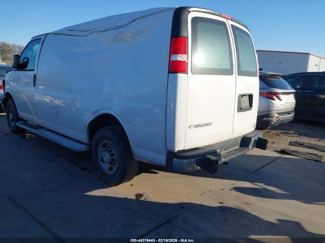 1GCWGAFP5N1155080 Chevrolet Express Cargo Rwd 2500 Regular Wheelbase Wt