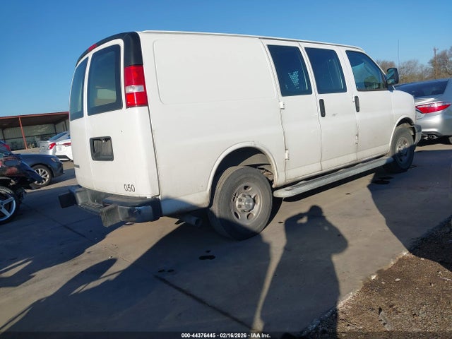 1GCWGAFP5N1155080 Chevrolet Express Cargo Rwd 2500 Regular Wheelbase Wt