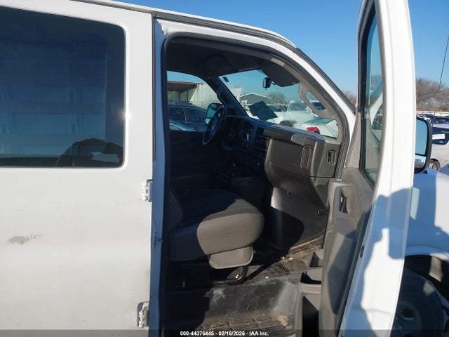 1GCWGAFP5N1155080 Chevrolet Express Cargo Rwd 2500 Regular Wheelbase Wt