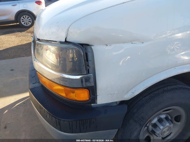 1GCWGAFP5N1155080 Chevrolet Express Cargo Rwd 2500 Regular Wheelbase Wt