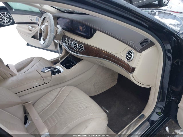 2020 MERCEDES-BENZ S 560 W1KUG8GB6LA555963 Photo 4