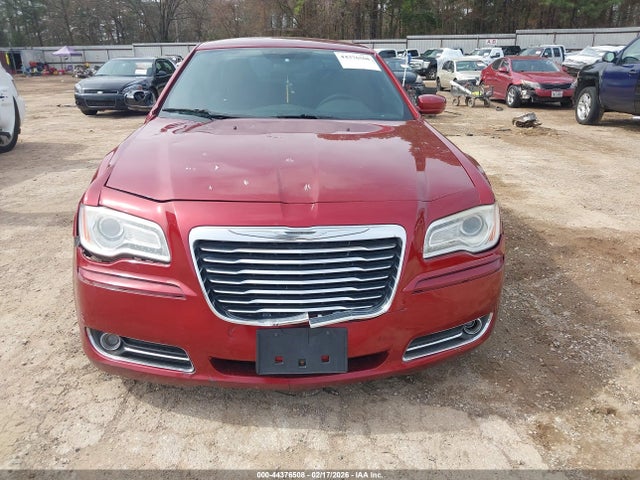 2C3CCAAG3EH166445 Chrysler 300