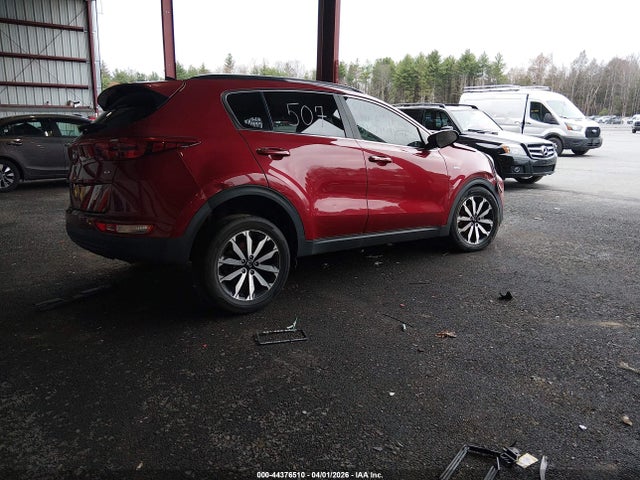 2018 KIA SPORTAGE KNDPNCAC0J7423017 Photo 3