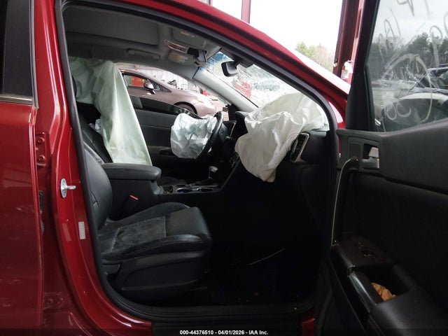 2018 KIA SPORTAGE KNDPNCAC0J7423017 Photo 4