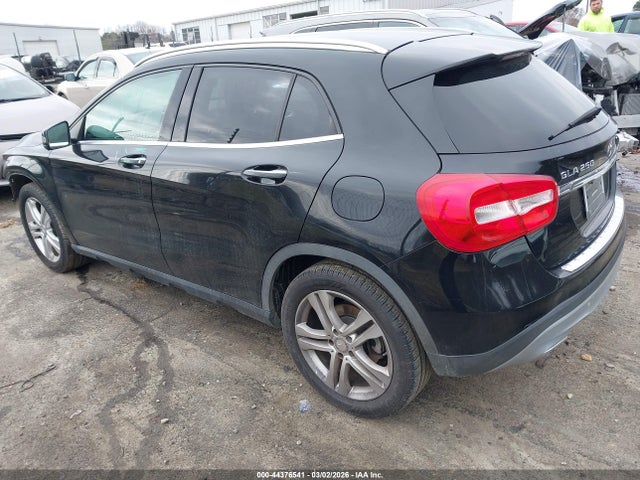 2015 MERCEDES-BENZ GLA 250 WDCTG4EB4FJ134646 Photo 2