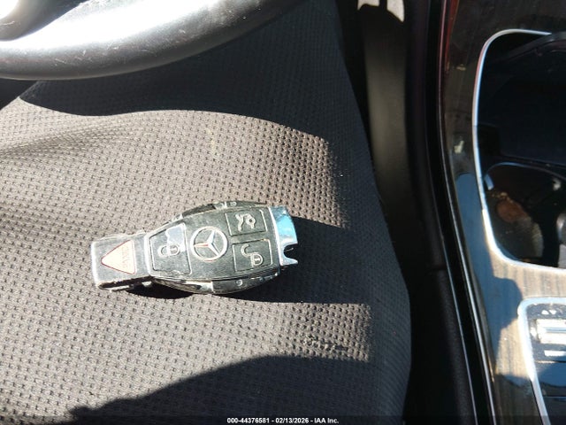 55SWF4KB7GU143519 Mercedes-Benz C 300 4matic