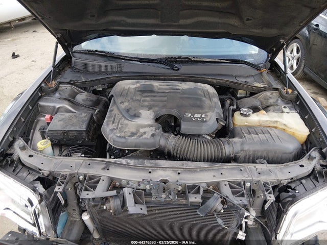 44376593 :رقم المزاد ، 2C3CCAEG4GH116778 vin ، 2016 Chrysler 300c مزاد بيع
