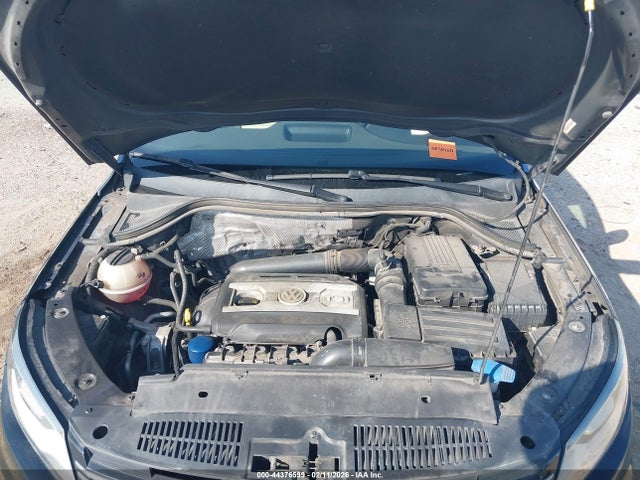 WVGAV7AXXGW563523 Volkswagen TIGUAN SE