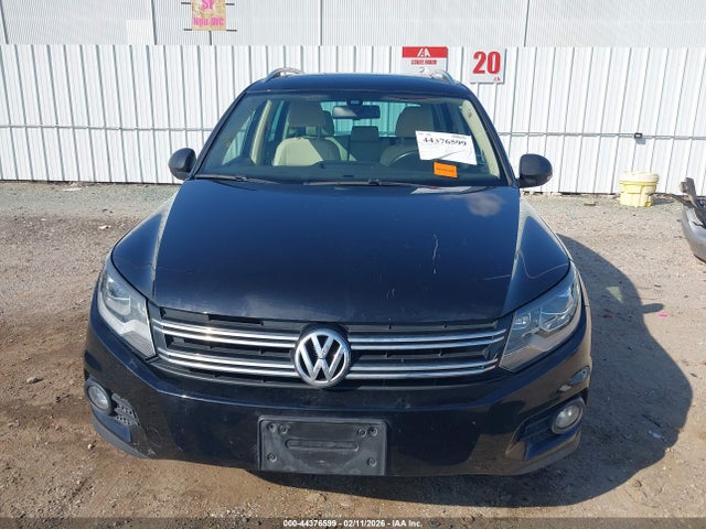 WVGAV7AXXGW563523 Volkswagen TIGUAN SE