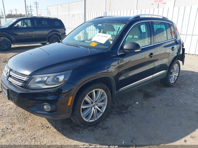 WVGAV7AXXGW563523 Volkswagen TIGUAN SE