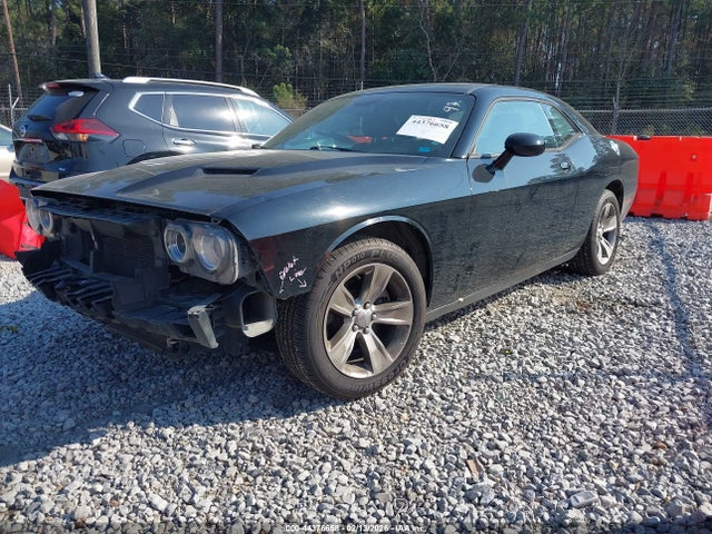 Dodge Challenger Sxt 2017 2C3CDZAG0HH588950 Image 2