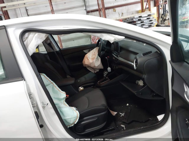 Aukcja sprzedaży 2024 Kia Forte Lxs, vin: 3KPF24AD8RE719935, numer aukcji: 44376659