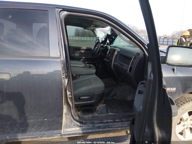 Продаж на аукціоні авто 2018 Ram 1500 Tradesman  4x2 6'4 Box, vin: 1C6RR6FT4JS173812, номер лоту: 44376684
