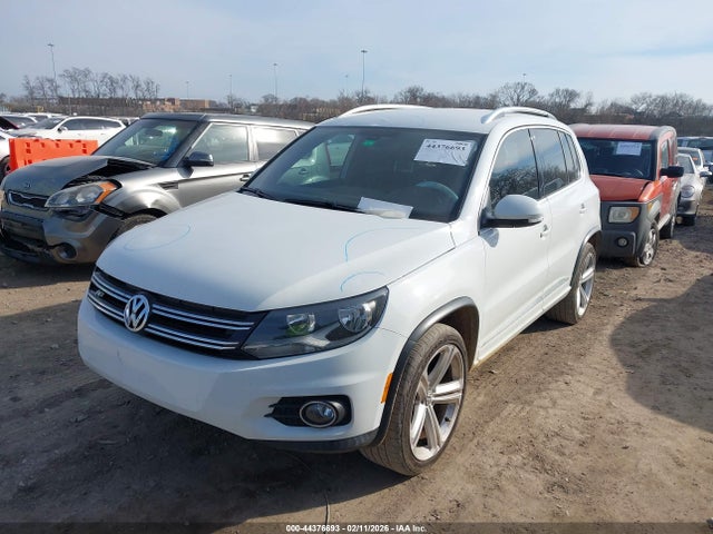 2016 VOLKSWAGEN TIGUAN WVGAV7AX0GW036106 Photo 1