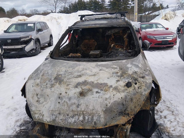 5XYPHDA57HG314811 KIA Sorento 3.3l Ex