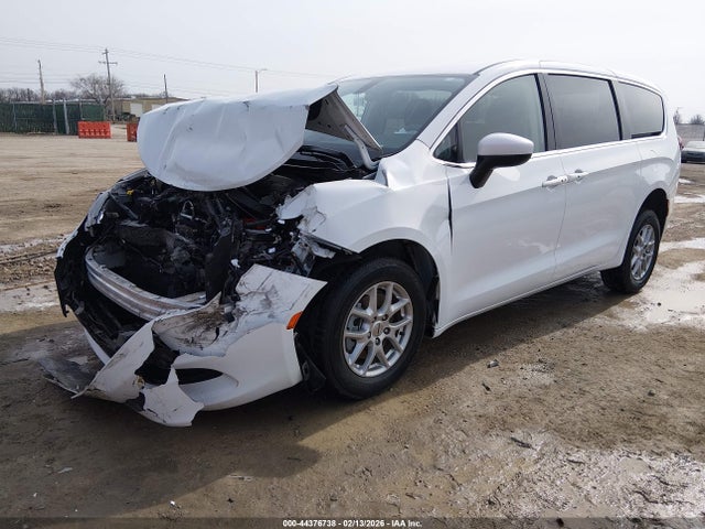 Продажа на аукционе авто 2022 Chrysler Voyager Lx, vin: 2C4RC1CG6NR208555, номер лота: 44376738