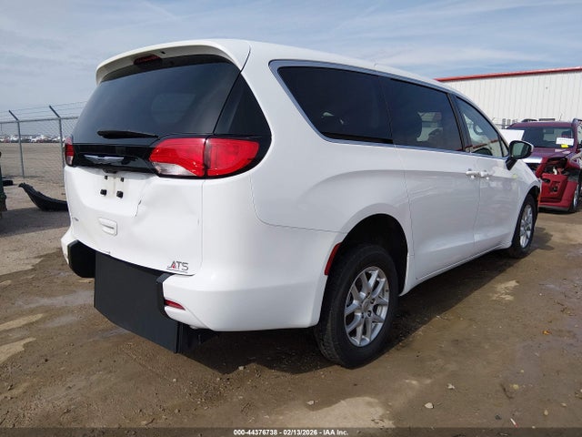 Продажа на аукционе авто 2022 Chrysler Voyager Lx, vin: 2C4RC1CG6NR208555, номер лота: 44376738