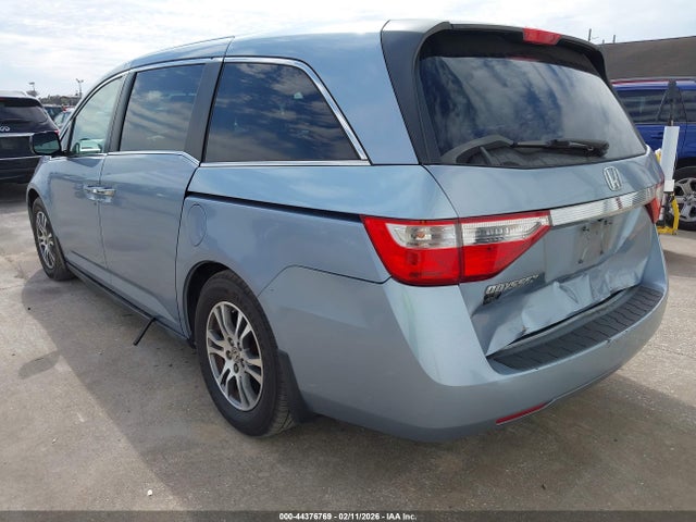 2013 HONDA ODYSSEY 5FNRL5H6XDB037648 Photo 2