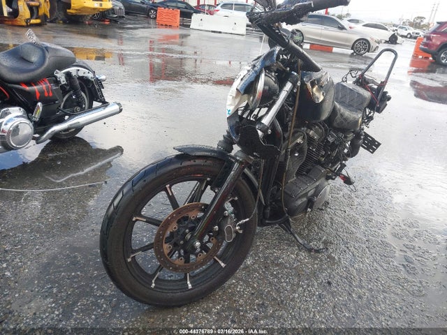 2019 HARLEY-DAVIDSON XL883 1HD4LE23XKC427070 Photo 1