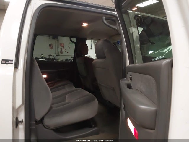 Продажа на аукционе авто 2003 Gmc Sierra 2500hd Sle, vin: 1GTHK23U73F145481, номер лота: 44376868