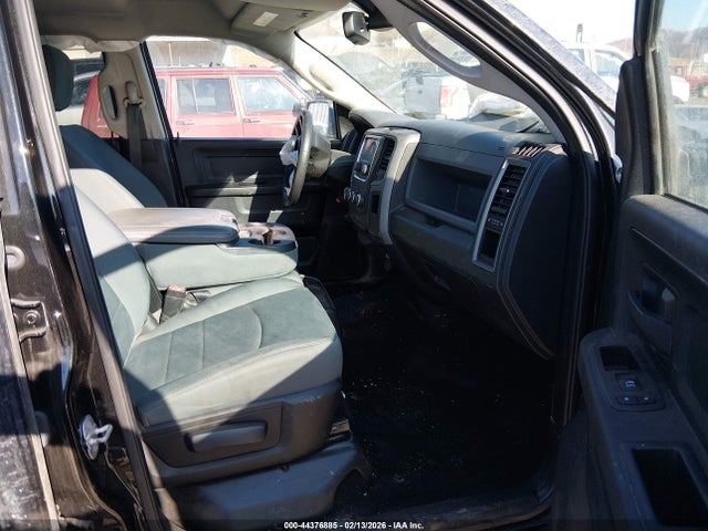 44376885 :رقم المزاد ، 3C6RR7KT7GG220505 vin ، 2016 Ram 1500 Tradesman مزاد بيع