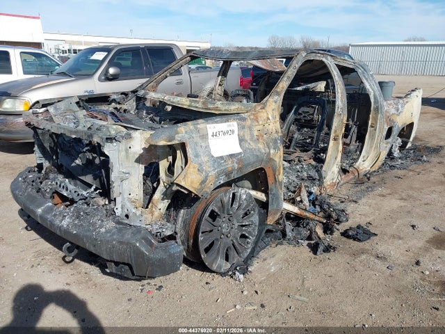 Продаж на аукціоні авто 2022 Gmc Sierra 1500 4wd  Short Box Slt, vin: 3GTUUDED5NG657601, номер лоту: 44376920