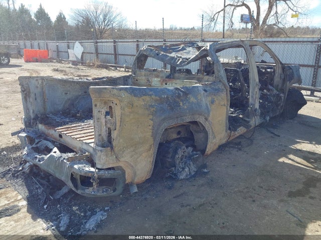 Продаж на аукціоні авто 2022 Gmc Sierra 1500 4wd  Short Box Slt, vin: 3GTUUDED5NG657601, номер лоту: 44376920