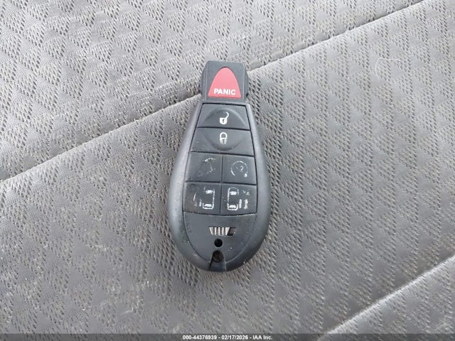 44376939 :رقم المزاد ، 2A8HR54P88R129529 vin ، 2008 Chrysler Town & Country Touring مزاد بيع