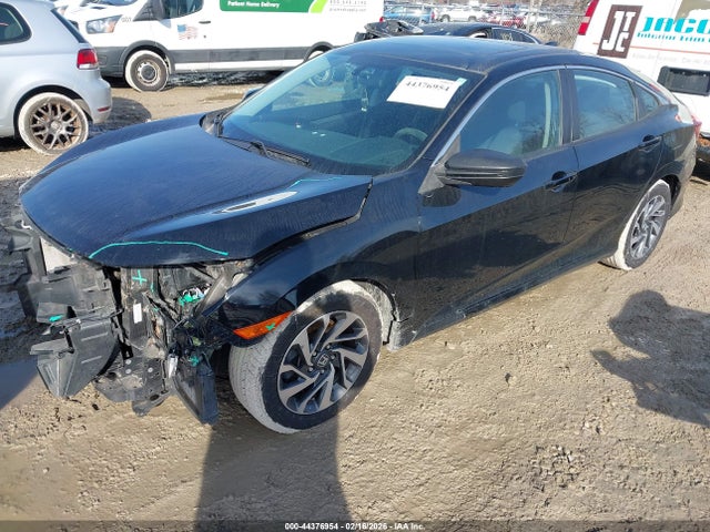 44376954 :رقم المزاد ، 19XFC2F73HE043798 vin ، 2017 Honda Civic Ex مزاد بيع