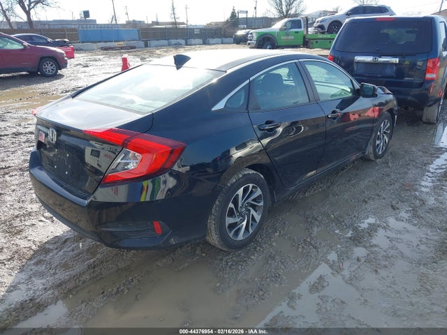 44376954 :رقم المزاد ، 19XFC2F73HE043798 vin ، 2017 Honda Civic Ex مزاد بيع