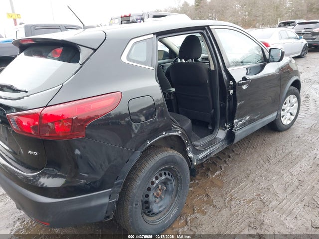 2018 NISSAN ROGUE SPORT JN1BJ1CR2JW259399 Photo 3