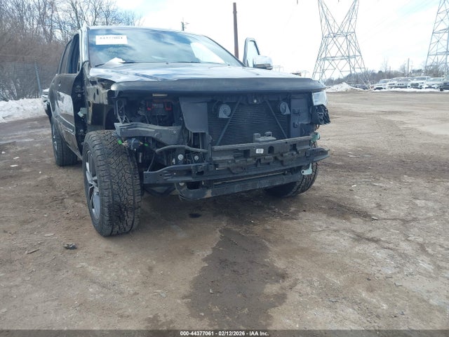 1C4RJFBG0JC127347 Jeep Grand Cherokee Limited 4x4