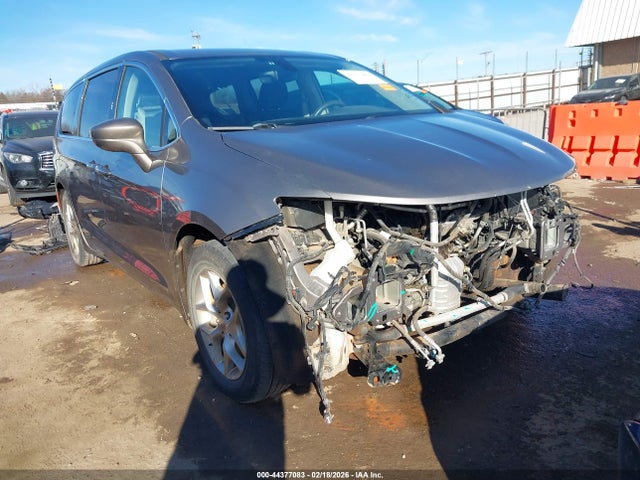 2018 CHRYSLER PACIFICA 2C4RC1FG2JR293352