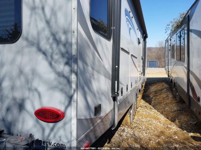 58TBH0BR1J3TL3221 Open Range Travel Trlr