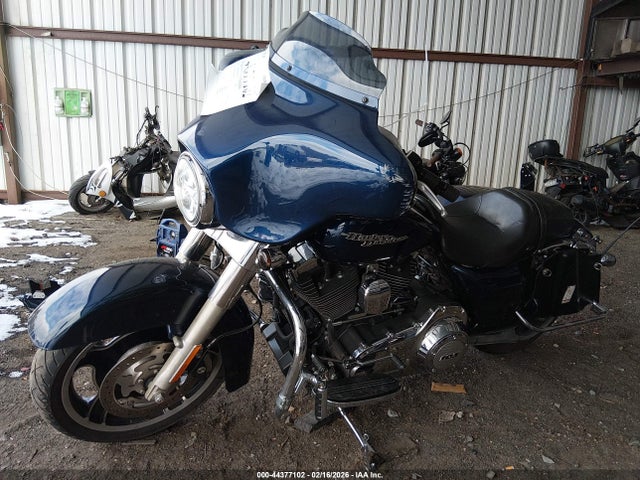2012 HARLEY-DAVIDSON FLHX 1HD1KBM12CB619980 Photo 1
